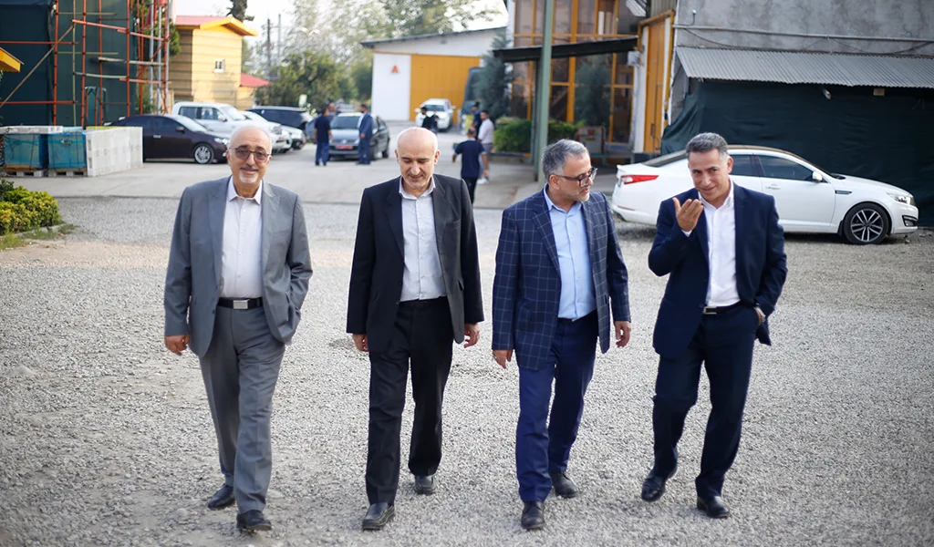 بازدید دکتر یونسی استاندار مازندران از کارخانه اکسیر ساز شمال