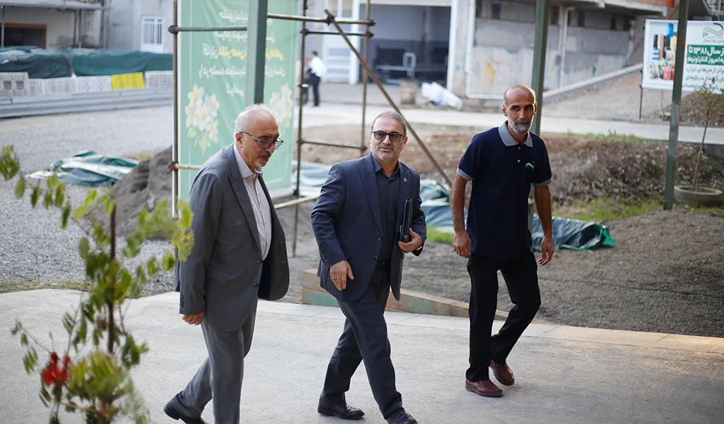 بازدید دکتر یونسی استاندار مازندران از کارخانه اکسیر ساز شمال